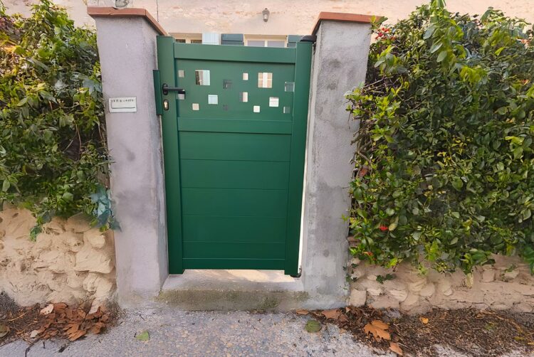 Automatisme Agen, Automatisme Lot-et-Garonne, Clôtures Agen, Clôtures Lot-et-Garonne, Pergolas Agen, Pergolas Lot-et-Garonne, Portail Agen, Portail Lot-et-Garonne, Porte de garage Agen, Porte de garage Lot-et-Garonne