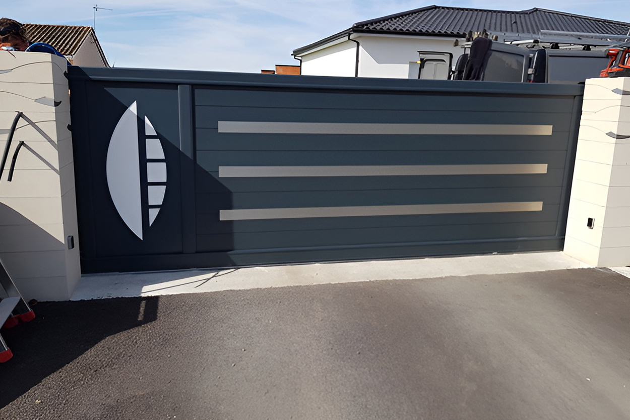 Automatisme Agen, Automatisme Lot-et-Garonne, Clôtures Agen, Clôtures Lot-et-Garonne, Pergolas Agen, Pergolas Lot-et-Garonne, Portail Agen, Portail Lot-et-Garonne, Porte de garage Agen, Porte de garage Lot-et-Garonne